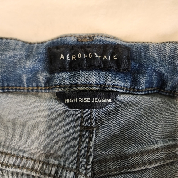 Aeropostale Jeggings High Rise Size 2 Short Light Wash Beach Casual - Picture 5 of 9